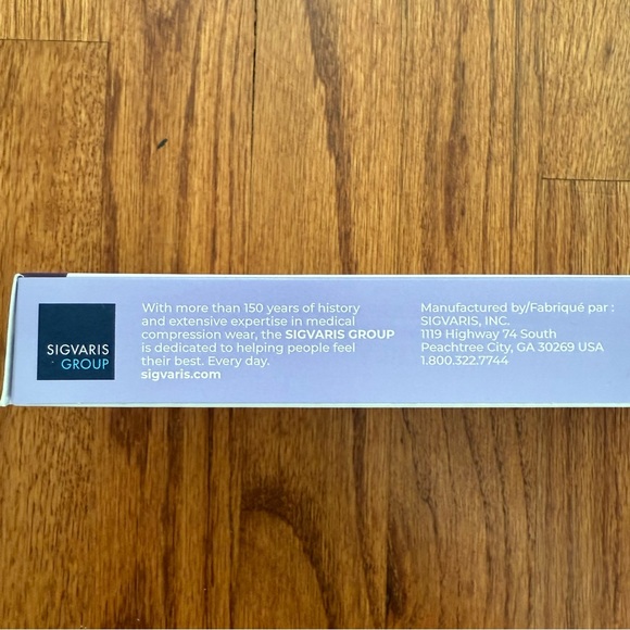 NIB Sigvaris Soft Opaque Women's Knee High 20-30mmHg Compression Hosiery - Picture 6 of 13